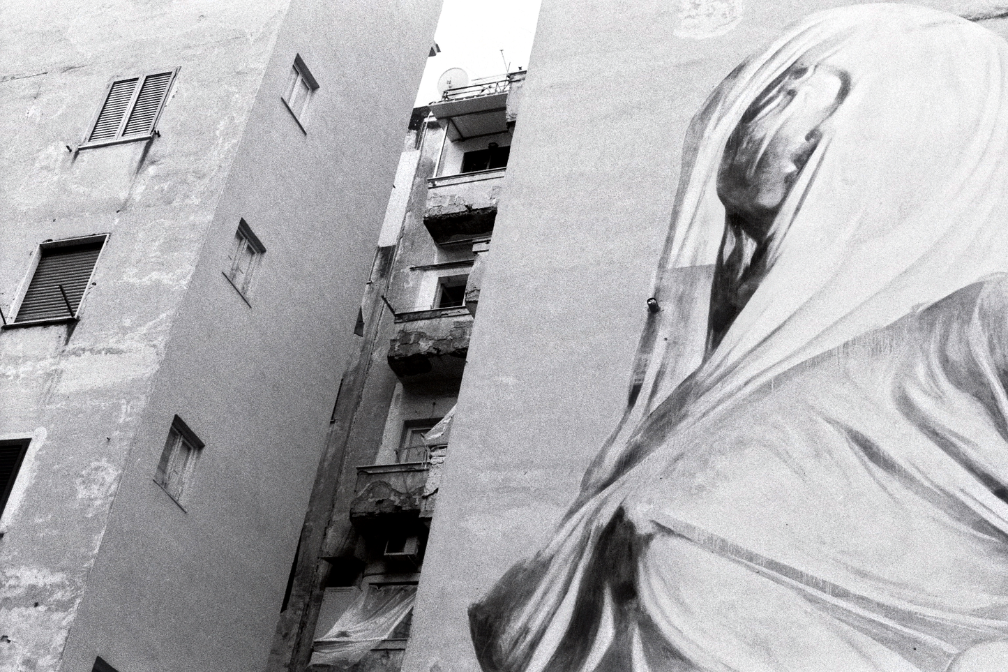 Photographie (Schwarz & Weiß) - Graffiti in Neapel, Neapel, Italien