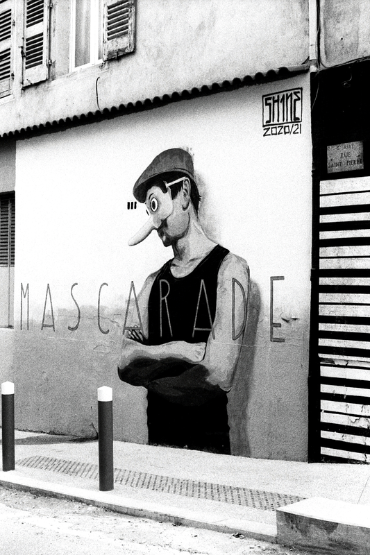Photographie (Schwarz & Weiß) - Graffiti (Hochformat), Marseille, Frankreich